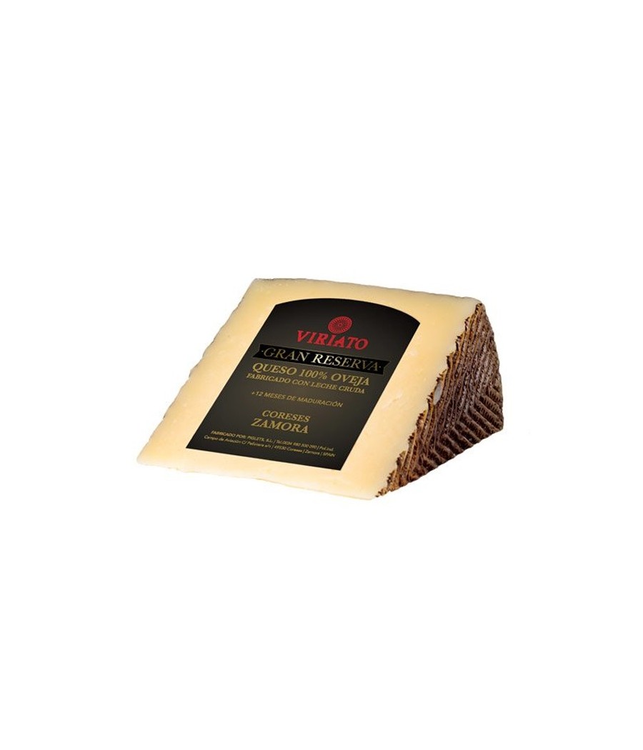 Portion of cured-dry cheese Viriato Gran Reserva with raw sheep milk