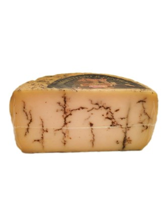 Pecorino cheese with raw sheep's milk truffle - half