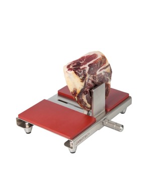 JC LUXE stand for Cecina and Boneless hams Jamotec