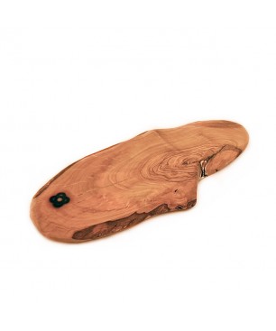 Tabla de corte o servicio forma natural con corteza, madera de Olivo (4)