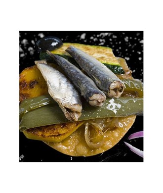 Piccole sardine in olio di oliva piccante 20-25 unità Ramón Peña "Etichetta Nera"