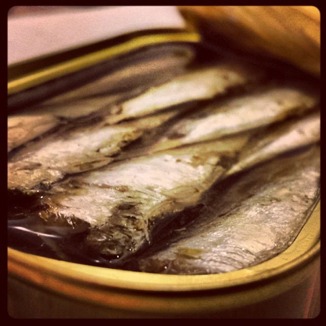 ventajas sardinas en conserva lata