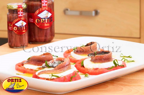 mozzarella anchovies salad ortiz