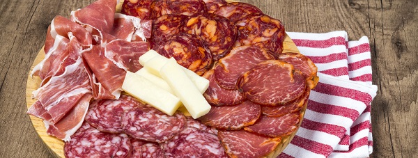 embutido engorda jamon salchichon fuet chorizo