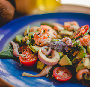 Sommersalat, Fisch, Meeresfrüchte