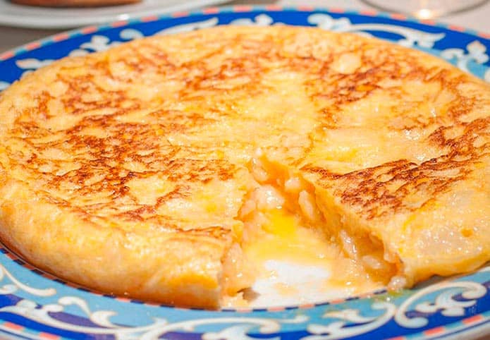 omelette aux pommes de terre pimenton de la vera