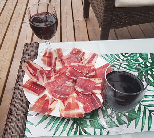 present iberico ham wine mother day