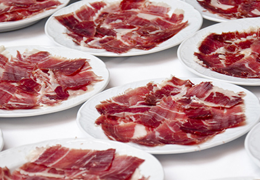 ¿Dónde comprar jamón pata negra, ibérico o serrano en Oslo?
