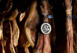 Historia del Jamón de Jabugo: Cinco jotas 5J