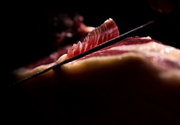 El jamón ibérico y su tocino: Una pareja que no debes separar