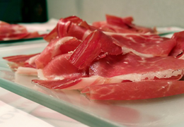 Una vez más nos dicen: "Mi jamón tienen puntitos blancos, ¿está bueno?"